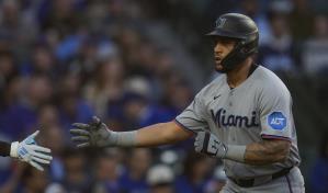 Agustín Ramírez voló la cerca y Miami evitó la barrida ante los Cubs