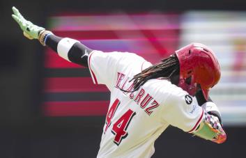Elly de la Cruz conecta cuadrangular y los Rojos vencen a los Medias Blancas