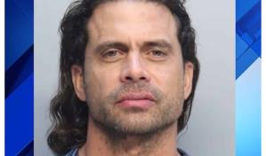 Arrestan al actor Pedro Moreno por presunto robo y violencia doméstica Arrestan al actor Pedro Moreno por presunto robo y violencia doméstica