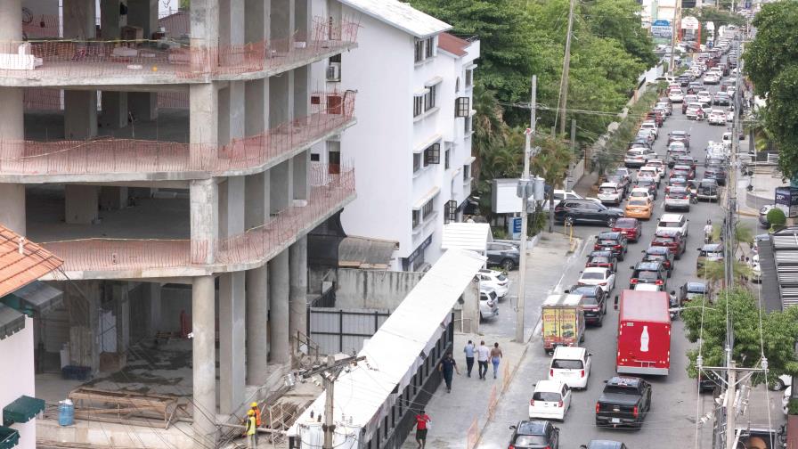 Los servicios básicos no crecen al mismo ritmo que el polígono central Los servicios básicos no crecen al mismo ritmo que el polígono central