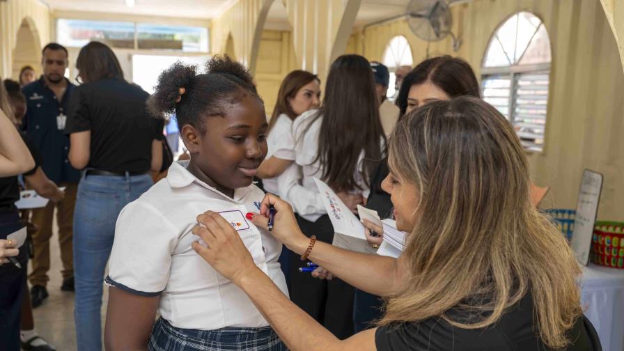 Niñas del Ozama descubren su potencial tecnológico gracias a Girls4Tech Niñas del Ozama descubren su potencial tecnológico gracias a Girls4Tech