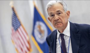 El presidente de la Fed defiende el marco regulatorio de la Fed ante las críticas de Trump