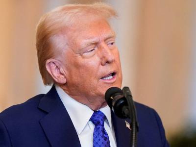 Trump defiende su orden para eliminar ciudadanía por nacimiento