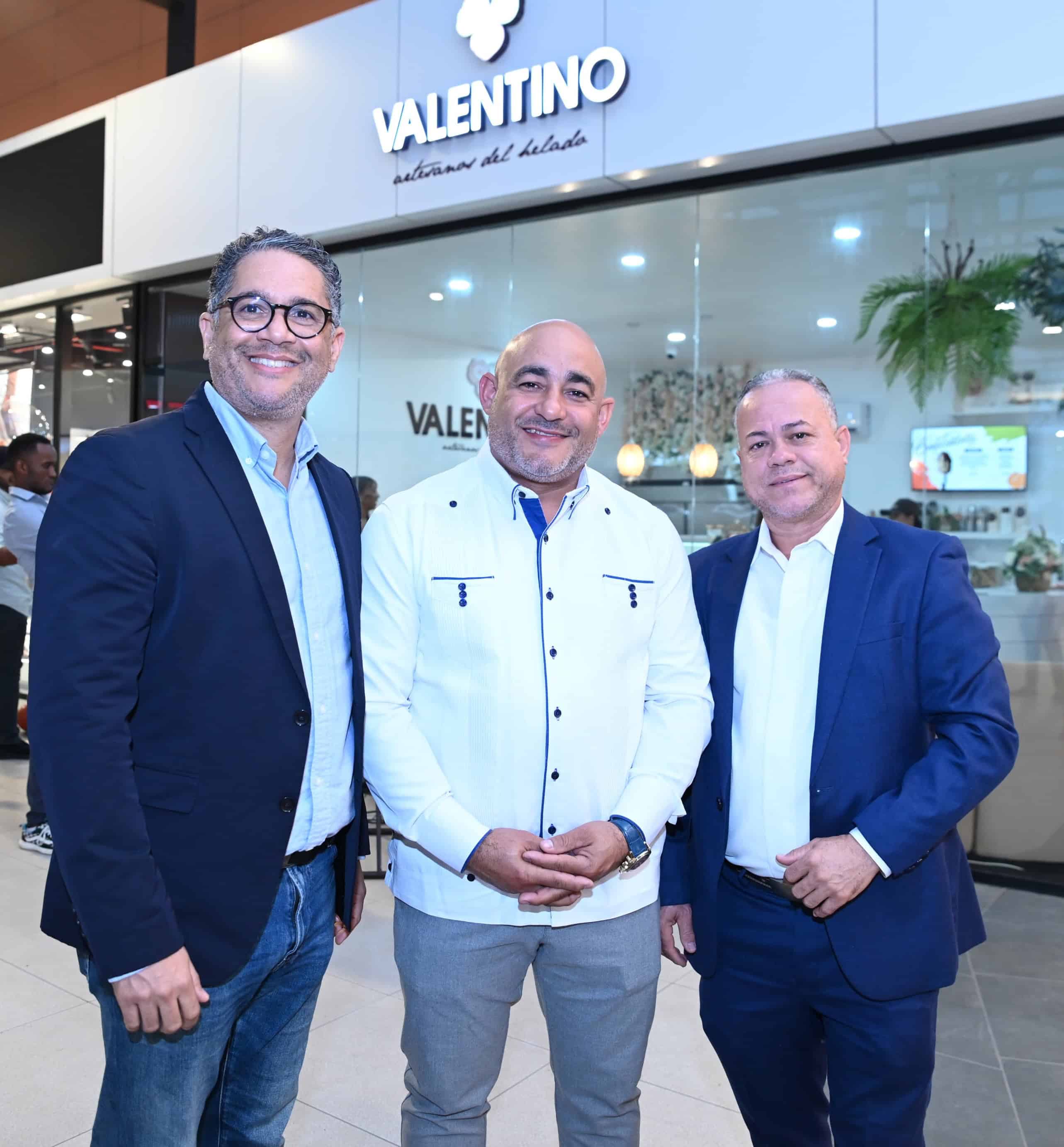 Isaías Peña, Edwin Hidalgo y Eddy Batista.