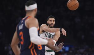 Jayson Tatum sale del hospital y se reúne con sus Celtics antes de crucial sexto partido ante Knicks