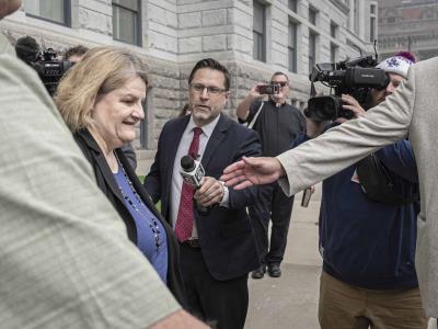 Jueza de Wisconsin busca donaciones para defensa