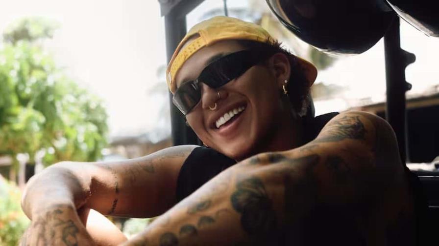 Beéle lanza Borondo, su álbum debut con colaboraciones con Marc Anthony y Carla Morrison Beéle lanza Borondo, su álbum debut con colaboraciones con Marc Anthony y Carla Morrison