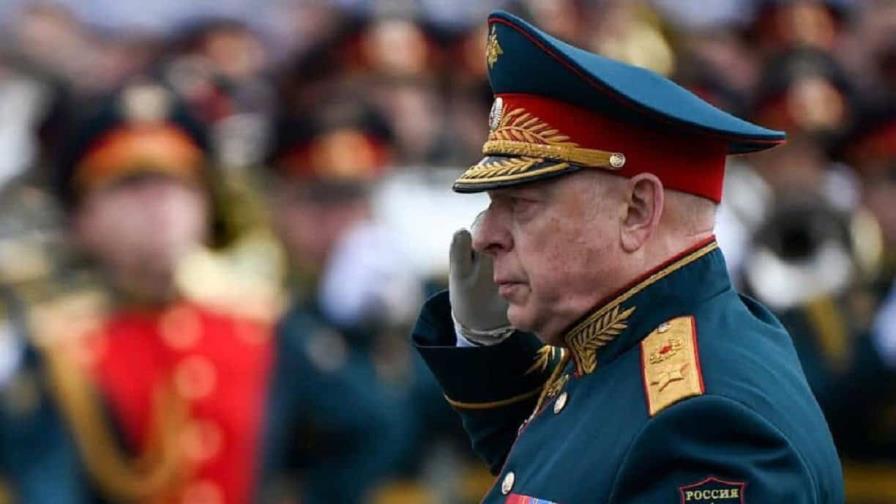 Putin destituye al comandante de las fuerzas terrestres del ejército Putin destituye al comandante de las fuerzas terrestres del ejército