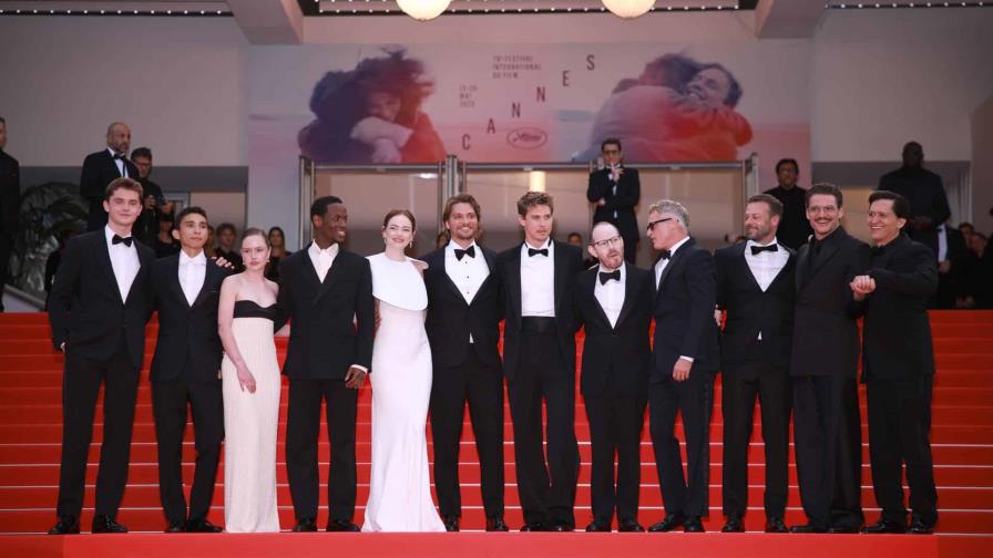 Pedro Pascal, Joaquin Phoenix y Emma Stone desembarcan en la alfombra roja de Cannes con Eddington Pedro Pascal, Joaquin Phoenix y Emma Stone desembarcan en la alfombra roja de Cannes con Eddington