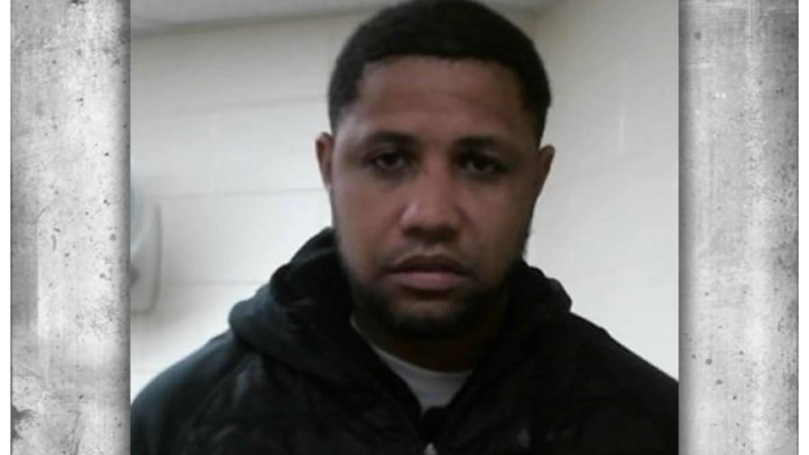 Deportan a dominicano de la vuelta por México acusado de narcotráfico y hurto en Massachusetts Deportan a dominicano de la vuelta por México acusado de narcotráfico y hurto en Massachusetts