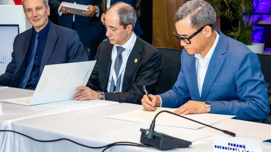 Eddy Olivares asiste a cumbre de ministros de Trabajo en Panamá Eddy Olivares asiste a cumbre de ministros de Trabajo en Panamá