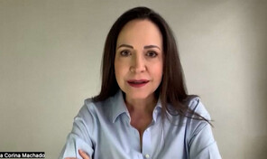 Varada en Panam&aacute;, Mar&iacute;a Corina Machado denuncia que el r&eacute;gimen le impide volver a Venezuela