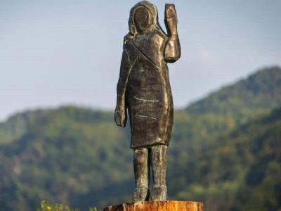 ¿Qué le pasó a la estatua de Melania Trump?