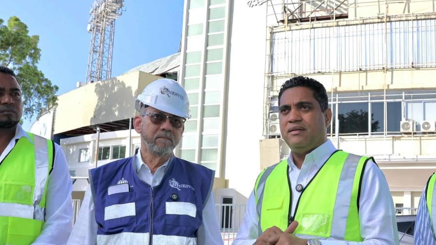 Ministro Kelvin Cruz y director de Onesvie evaluarán todas las instalaciones deportivas del país Ministro Kelvin Cruz y director de Onesvie evaluarán todas las instalaciones deportivas del país