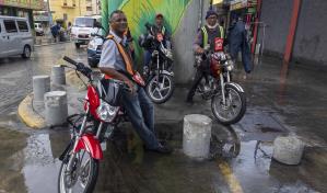 Motoconchistas: el oficio que sirve de vía de escape para los jóvenes dominicanos