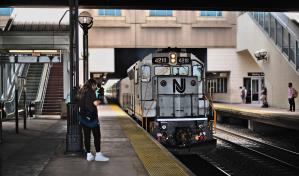 Miles de usuarios afectados por huelga en el servicio de trenes de Nueva Jersey