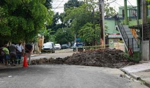 Hombre relata cómo rescató a la niña atrapada en alcantarilla en San Cristóbal Hombre relata cómo rescató a la niña atrapada en alcantarilla en San Cristóbal
