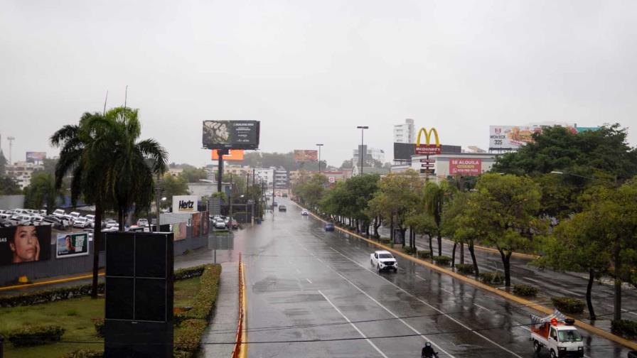 El COE eleva alertas por vaguada: 10 provincias en amarilla, tres en rojo y ocho en verde El COE eleva alertas por vaguada: 10 provincias en amarilla, tres en rojo y ocho en verde