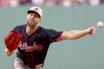 Chris Sale poncha a 8 y conduce a Bravos a victoria sobre Medias Rojas