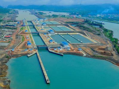 Canal de Panamá rechaza pedido de paso gratis de EE. UU.