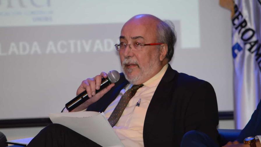 Eric Raful afirma que el proyecto de ley de libertad de expresión protegerá a medios y plataformas Eric Raful afirma que el proyecto de ley de libertad de expresión protegerá a medios y plataformas