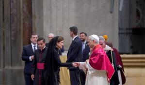 Raquel Peña espera que pontificado de León XIV traiga más unión y confianza; participa en misa