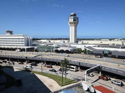 Puerto Rico proyecta alcanzar 14 millones de pasajeros en 2025