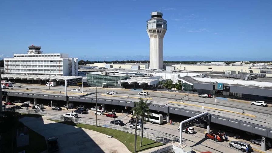 Acusan a diecisiete individuos por contrabando de cocaína desde aeropuerto de Puerto Rico Acusan a diecisiete individuos por contrabando de cocaína desde aeropuerto de Puerto Rico