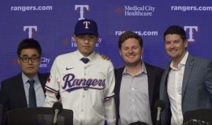 Texas sorprende y firma el que a futuro sería el Ohtani coreano