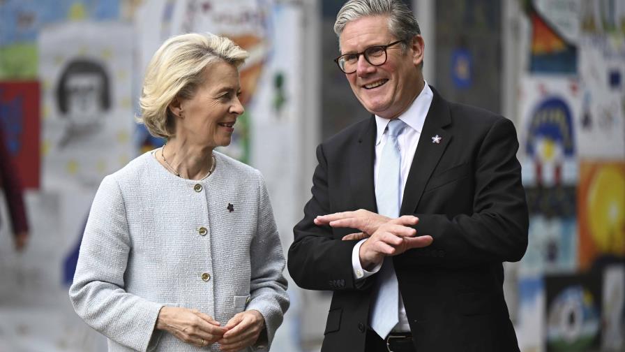 Reino Unido y la UE anuncian nuevos acuerdos y renuevan lazos, 5 años después del Brexit Reino Unido y la UE anuncian nuevos acuerdos y renuevan lazos, 5 años después del Brexit