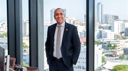 Nelson Arroyo sustituye a Yayo Sanz Lovat&oacute;n en Aduanas