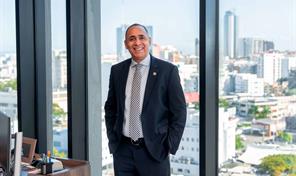 Nelson Arroyo sustituye a Yayo Sanz Lovat&oacute;n en Aduanas