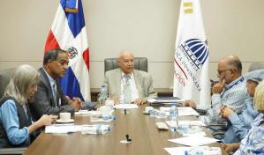 Educación y ADP se reúnen para coordinar evaluación de desempeño; aun no establecen fecha