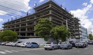 Parqueos terminados: soluciones parciales al déficit de estacionamientos vehicular