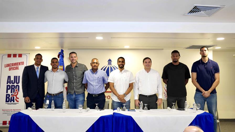 Jugadores profesionales dominicanos de baloncesto presentan su asociación Jugadores profesionales dominicanos de baloncesto presentan su asociación