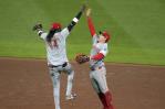Elly de la Cruz conectó dos dobles en el triunfo de los Rojos ante los Piratas