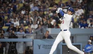 VIDEO | Ohtani lidera MLB con su jonrón 17, Teoscar regresa, pero Arizona derrota a los Dodgers