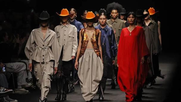 Arranca la Bogotá Fashion Week con un homenaje a lo latino y a la moda popular
