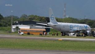 EEUU lleva a cabo primer vuelo de migrantes que se autodeportan