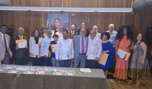Gobiernos de RD y PR reconocen a escritores dominicanos en cierre de Semana del Autor 2025