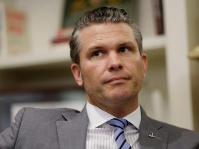 Expastor de Pete Hegseth respalda redadas de ICE
