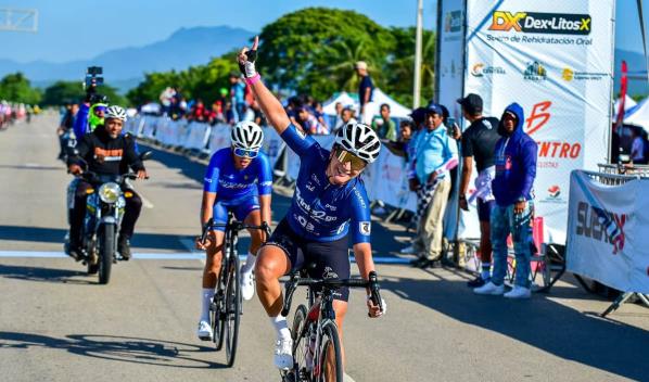 Cruz y Félix ganan la 2da Ciclismo Máster Cibao en "Cienfuegos"