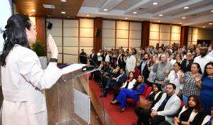 Desde Pakistán hasta Francia: 82 extranjeros se convierten en dominicanos