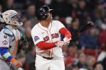 Rafael Devers la vuelve a sacar del parque y los Medias Rojas triunfan
