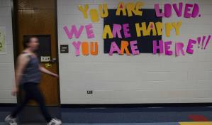 Escuelas de Los &Aacute;ngeles imponen zonas seguras para migrantes en su regreso a clases