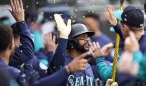 Video | Jonrón de dos carreras de Taveras en la 8va da triunfo a Marineros sobre Medias Blancas