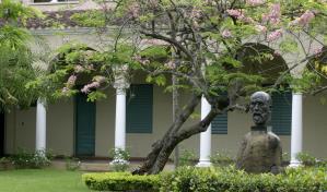 Puerto Rico apuesta por los estudiantes internacionales para compensar éxodo demográfico