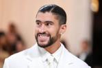 Bad Bunny vuelve al cine en agosto con el estreno de la película Caught Stealing