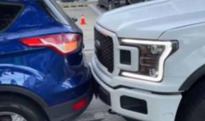 Detienen a conductor acusado de acosar mujeres chocando sus vehículos en el Distrito Nacional Detienen a conductor acusado de acosar mujeres chocando sus vehículos en el Distrito Nacional
