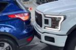 Conductor acosa a mujeres chocando sus vehículos en avenidas del Distrito Nacional